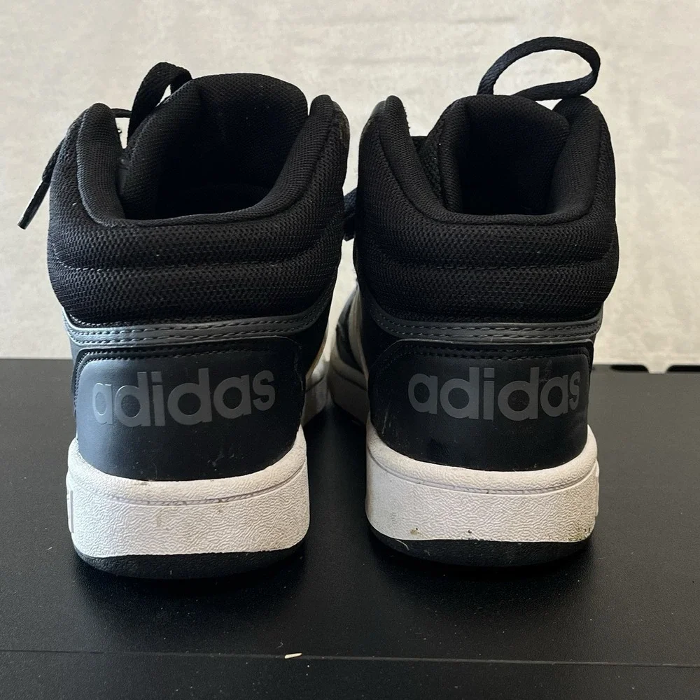 Adidas Size 5 Basketball Shoes Hoops 2.0 Mid Classic Sports Trainers GW0402